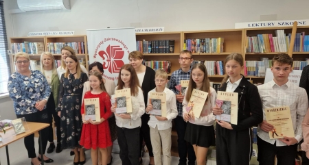 XVII Gminny Konkurs Recytatorski pod hasłem ''Daj przemówić swojemu sercu!''